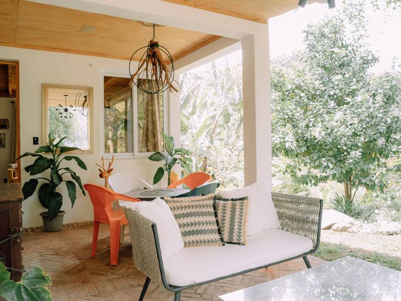 Sala abierta en la terraza